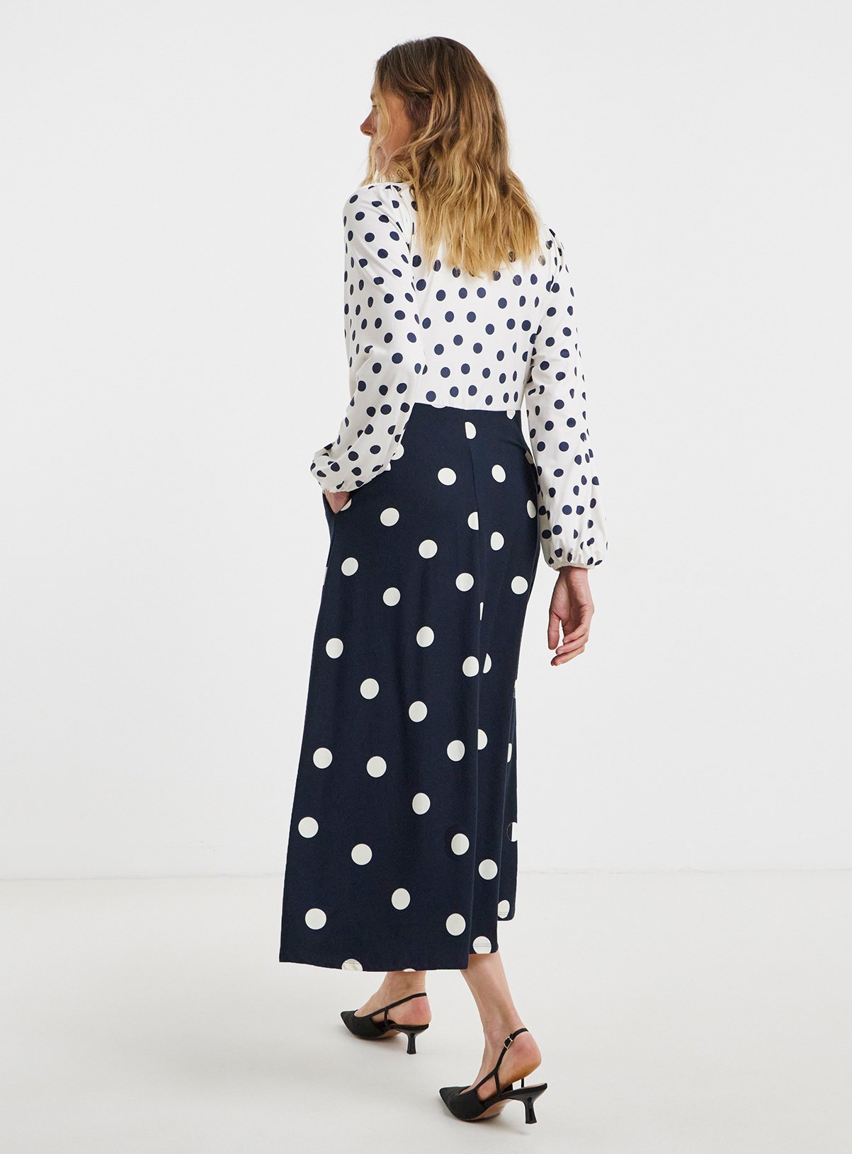 JD WILLIAMS Soft Touch Spot Print Midi Tea Dress 28 - Image 2 thumbnail